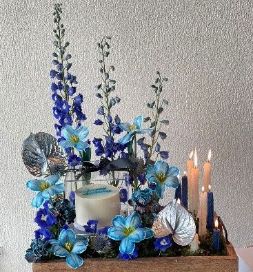 Blues Cake Arrangement