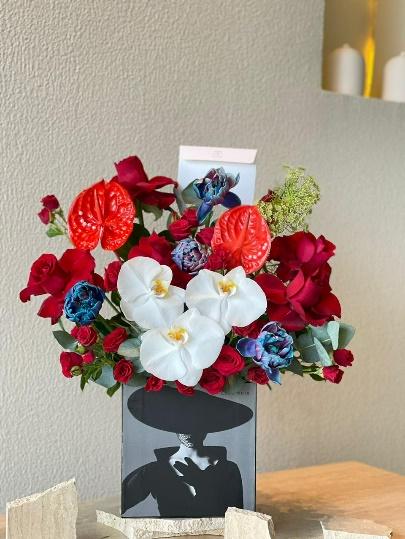 Lady Noir Box