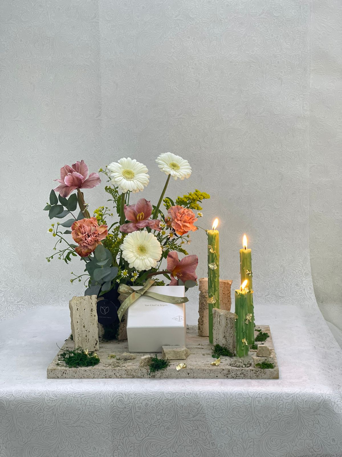 Marble Gerbera White