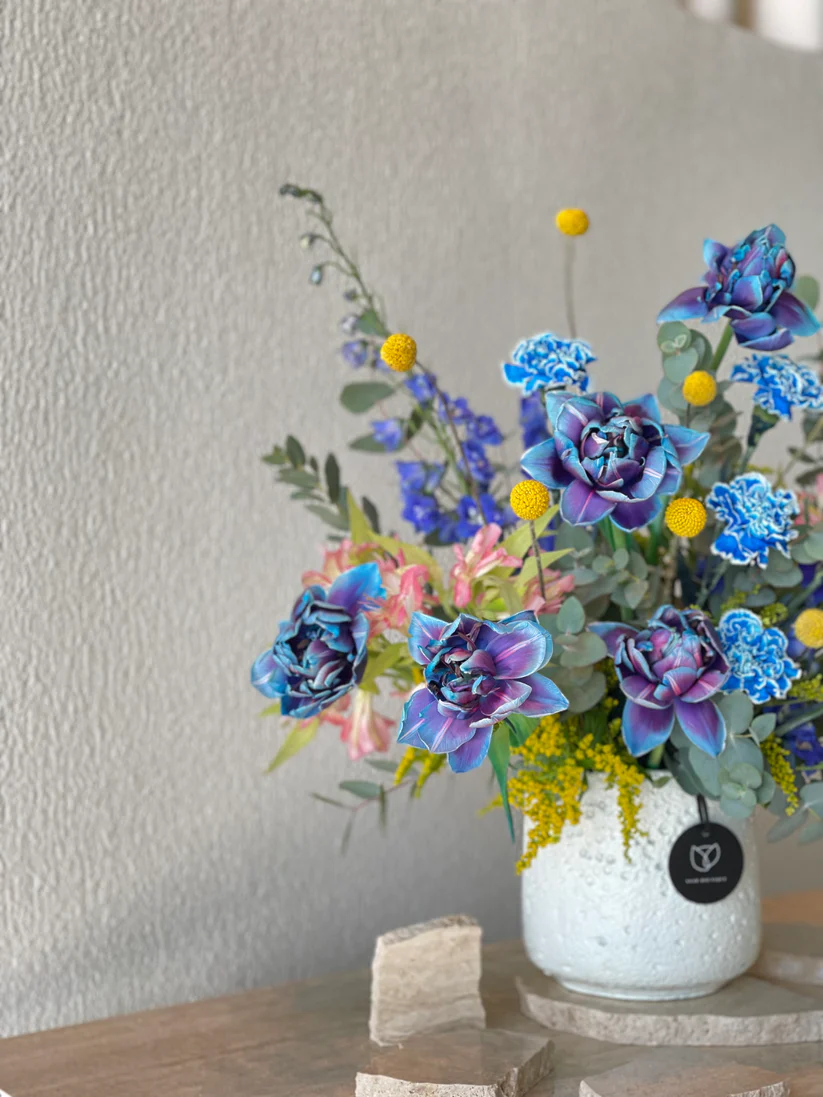 Vase Arrangement V
